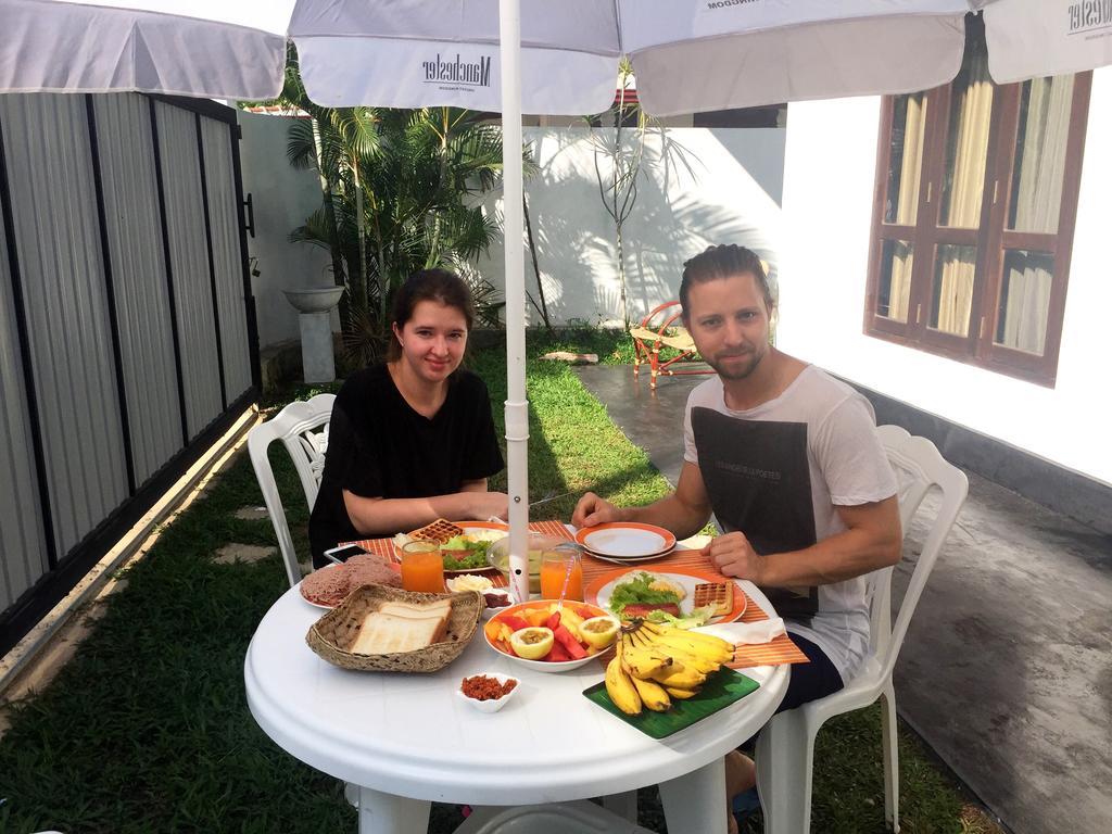 Apna Homestay Apartments Unawatuna Eksteriør billede