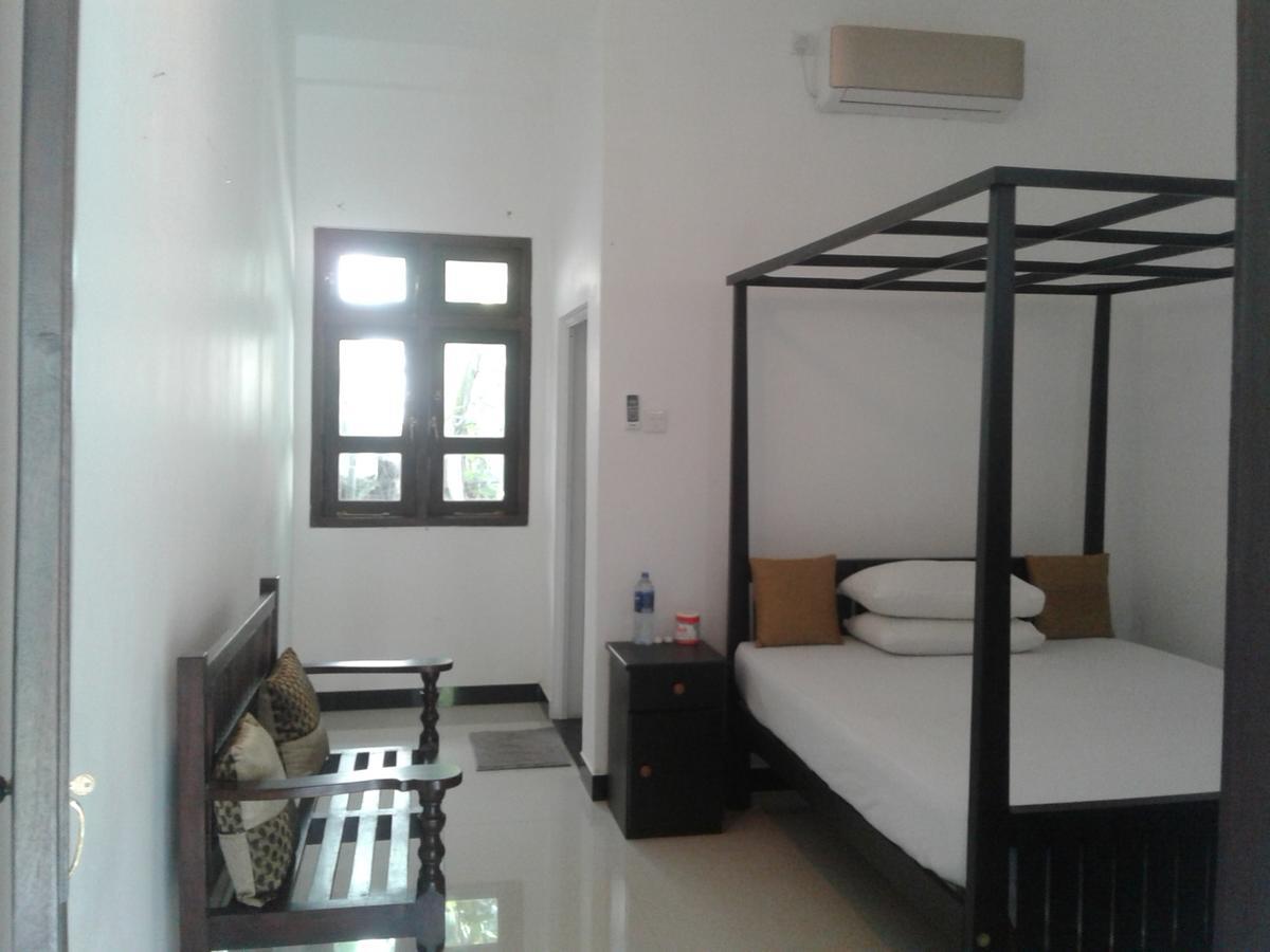 Apna Homestay Apartments Unawatuna Eksteriør billede