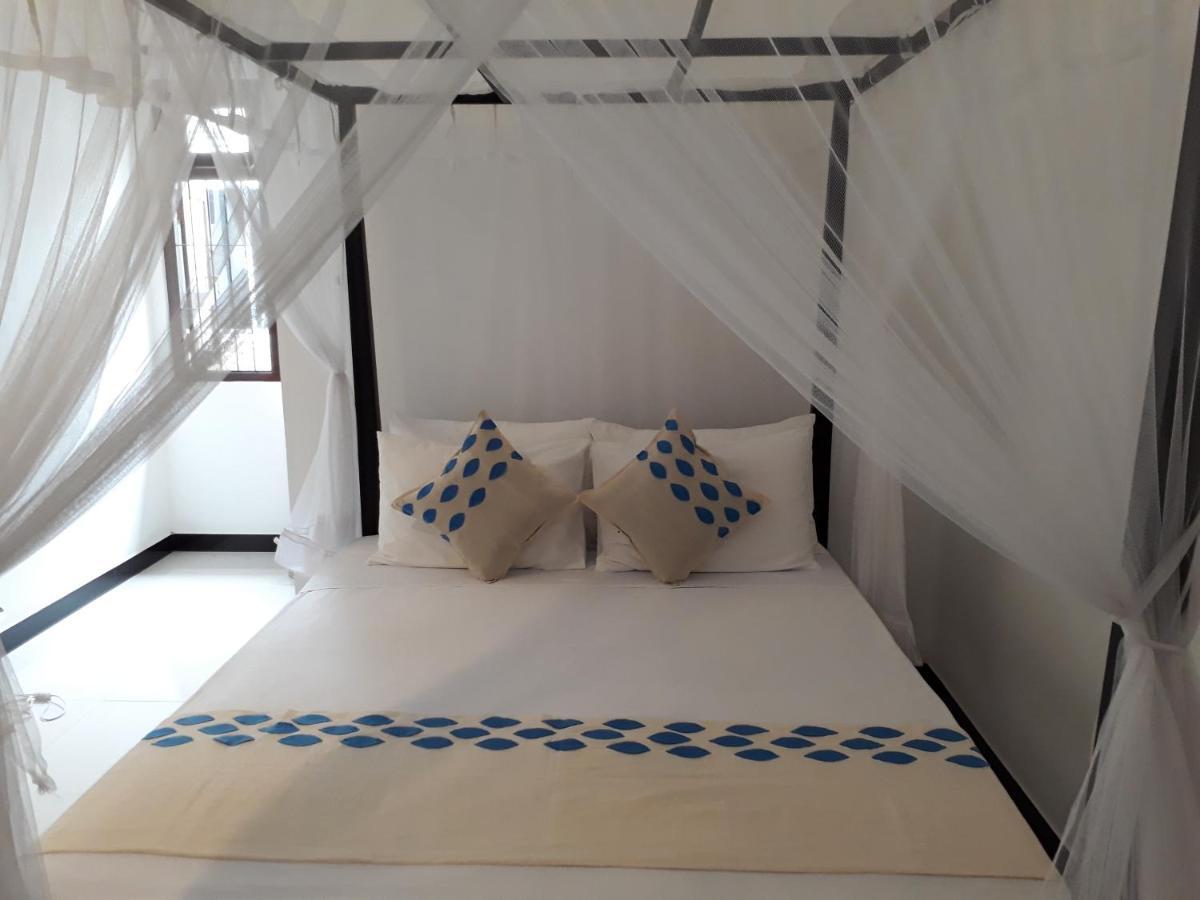 Apna Homestay Apartments Unawatuna Eksteriør billede